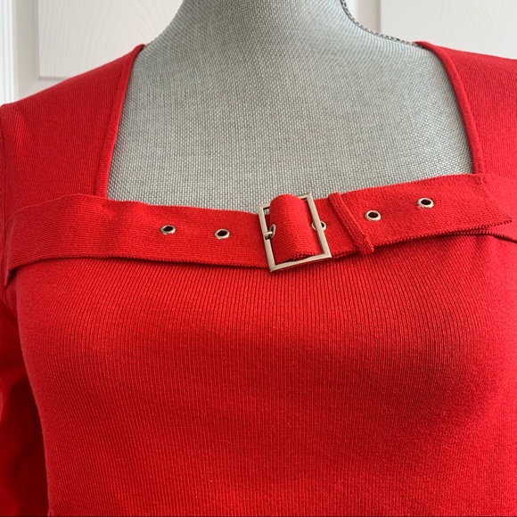 SPENSER JEREMY red thin knit sweater size L with front buckle square neck detail - Picture 2 of 11